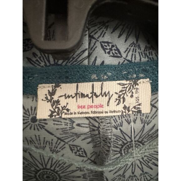 Free People Intimately Sz XS/S Oasis House Robe Blue Motif Kimono Stone - Picture 14 of 16